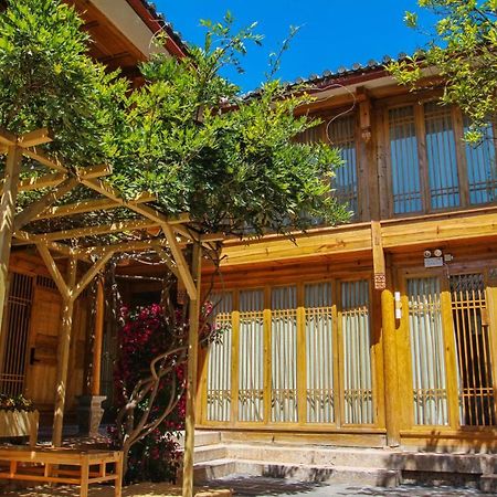 Lijiang Shushi Zhengliu Mujiayuan Hotel Exterior photo