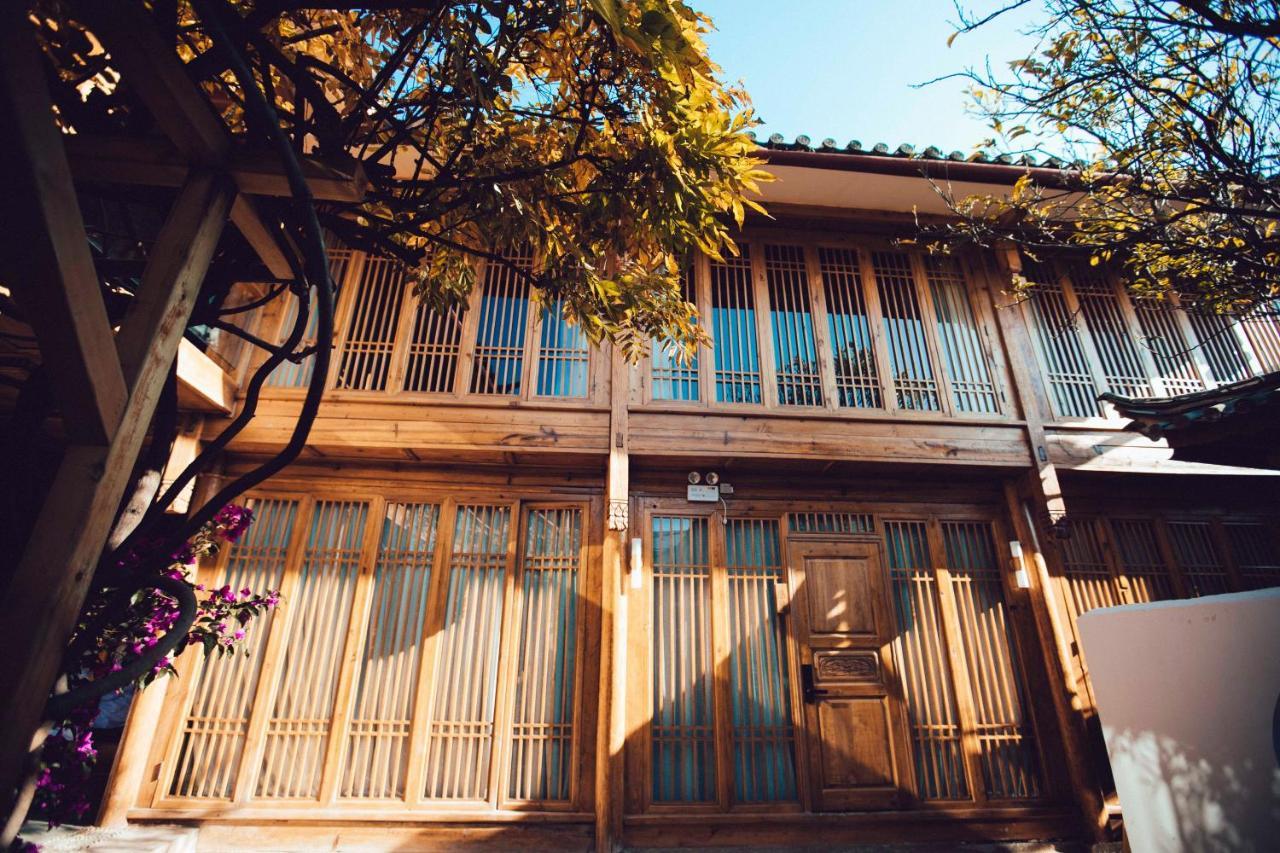 Lijiang Shushi Zhengliu Mujiayuan Hotel Exterior photo